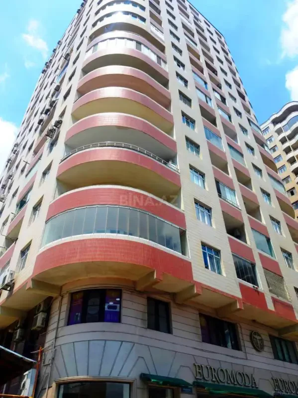 Kirayə verilir 3 otaqlı mənzil 182 m²