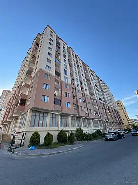 Satılır 2 otaqlı mənzil 83 m² — Bakı, İnşaatçılar 2 otaq 83.00 m²