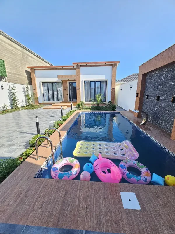 Satılır 4 otaqlı həyət evi 160 m²