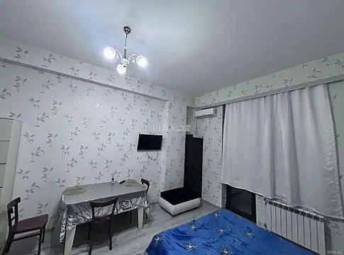 Kirayə verilir 1 otaqlı mənzil 42 m² — Bakı 1 otaq 42.00 m²