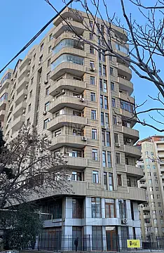 Kirayə verilir 3 otaqlı mənzil 130 m² — Bakı 3 otaq 130.00 m²