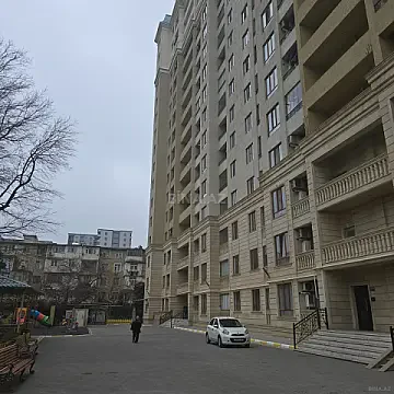 Kirayə verilir 2 otaqlı mənzil 75 m² — Bakı, İnşaatçılar 2 otaq 75.00 m²