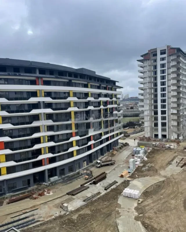 Satılır 2 otaqlı mənzil 72.3 m²