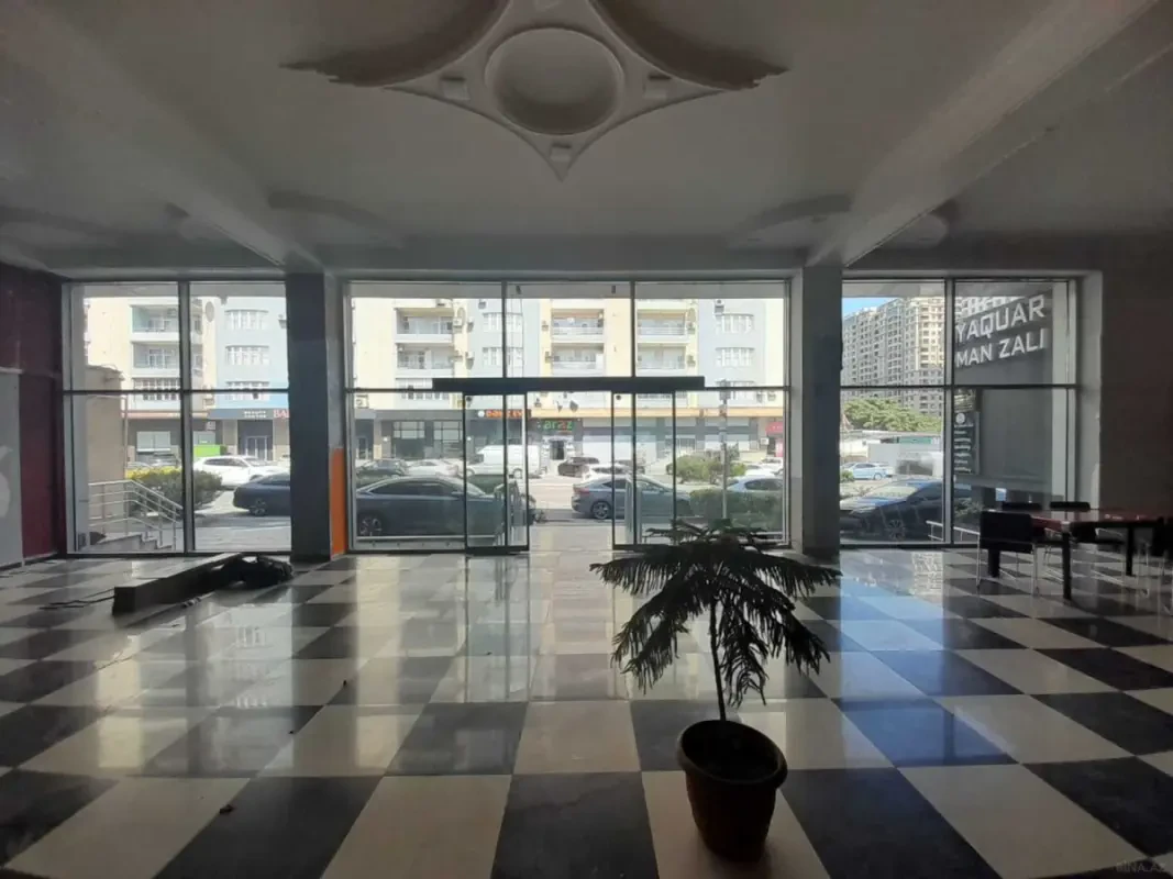 Kirayə verilir obyekt 270 m²