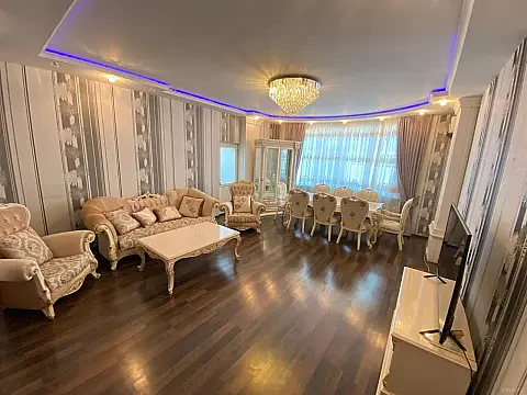 Kirayə verilir 3 otaqlı mənzil 140 m² — Bakı 3 otaq 140.00 m²