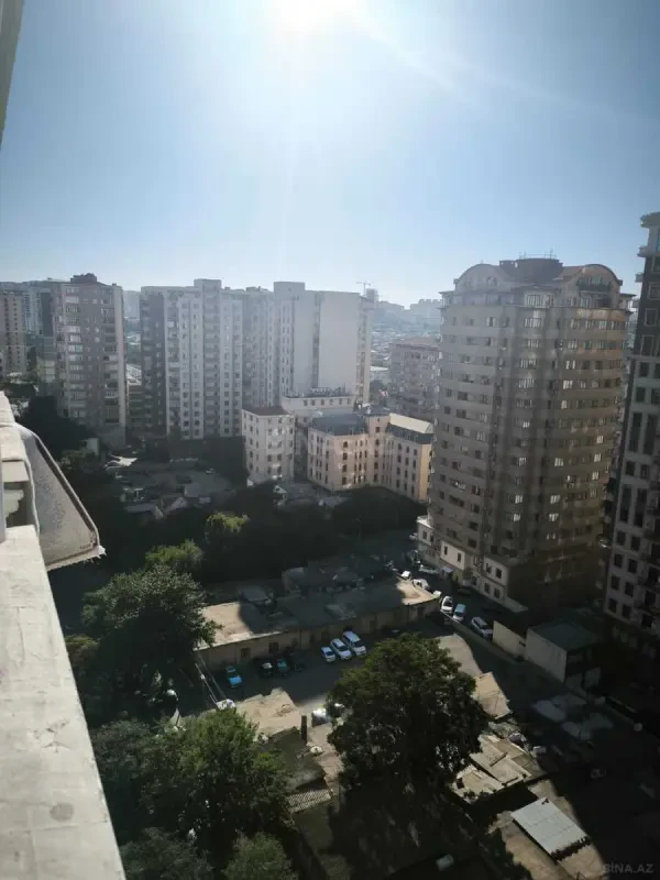 Kirayə verilir 3 otaqlı mənzil 65 m²
