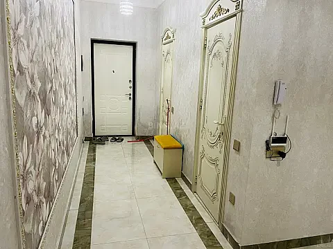 Kirayə verilir 3 otaqlı mənzil 90 m² — Bakı 3 otaq 90.00 m²