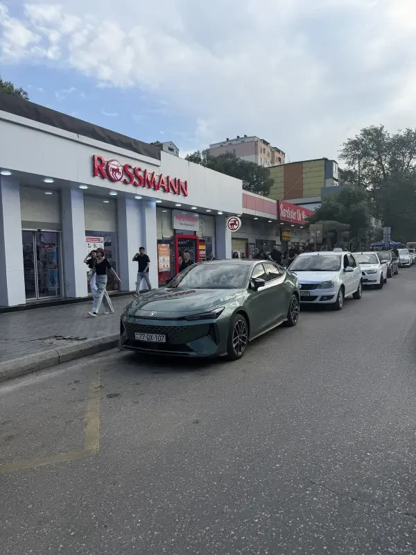Satılır 3 otaqlı mənzil 55 m²