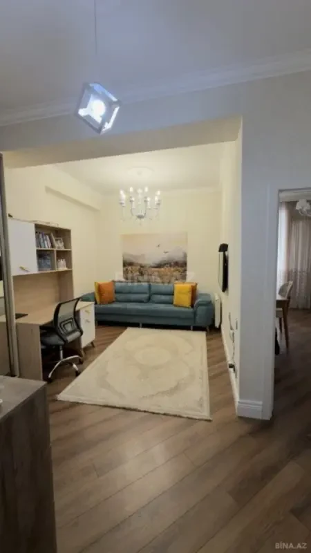 Satılır 2 otaqlı mənzil 56 m²