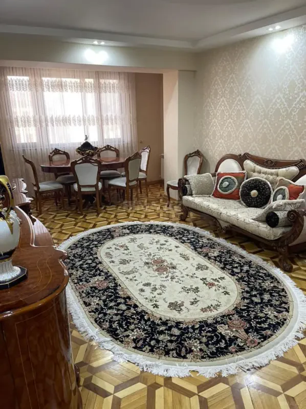 Kirayə verilir 3 otaqlı mənzil 100 m²
