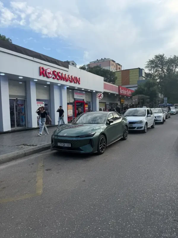 Satılır 3 otaqlı mənzil 55 m²