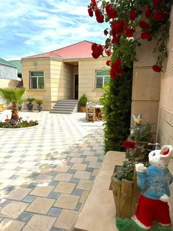 Satılır 4 otaqlı həyət evi 100 m²
