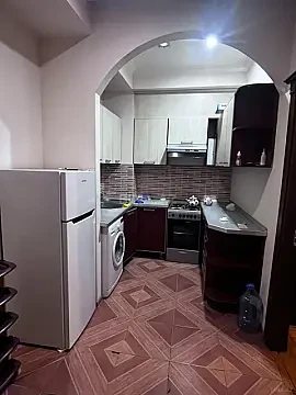 Kirayə verilir 2 otaqlı mənzil 50 m² — Bakı 2 otaq 50.00 m²