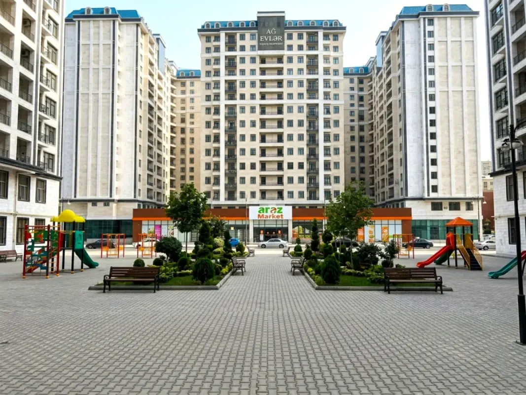 Satılır 3 otaqlı mənzil 155 m²