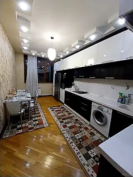 Kirayə verilir 3 otaqlı mənzil 125 m² — Bakı 3 otaq 125.00 m²