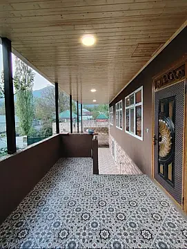 Kirayə verilir 3 otaqlı həyət evi 88 m² — Qəbələ 3 otaq 88.00 m²