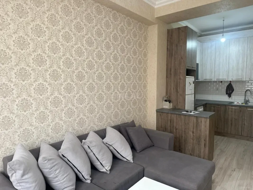 Kirayə verilir 2 otaqlı mənzil 50 m²