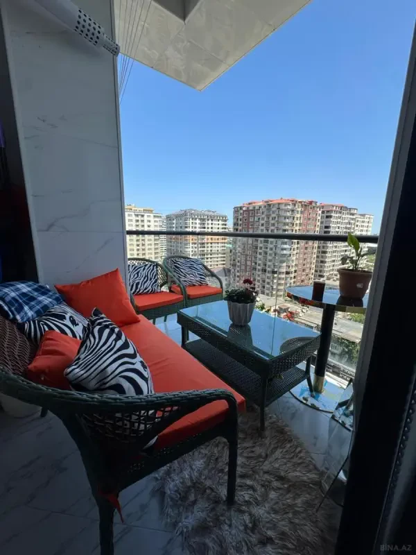 Kirayə verilir 2 otaqlı mənzil 62 m²