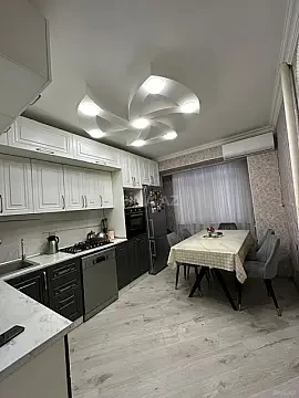 Satılır 2 otaqlı mənzil 65 m² — Bakı, Yeni Günəşli 2 otaq 65.00 m²