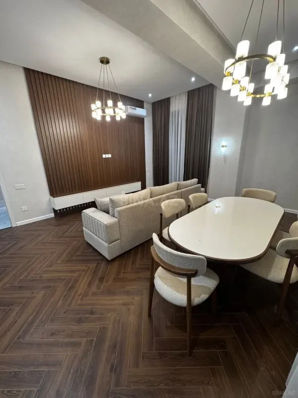 Kirayə verilir 3 otaqlı mənzil 125 m²