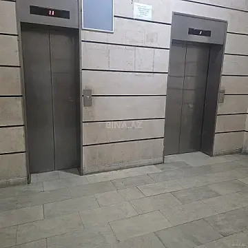 Kirayə verilir 4 otaqlı mənzil 215 m² — Bakı 4 otaq 215.00 m²