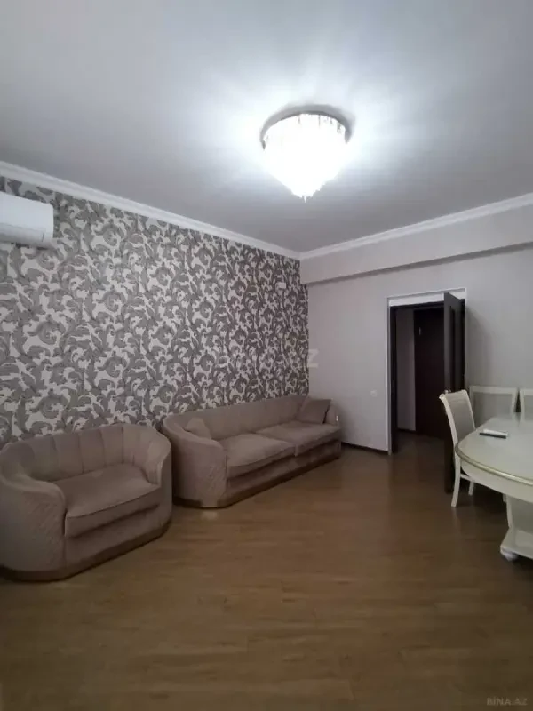 Kirayə verilir 2 otaqlı mənzil 85 m²