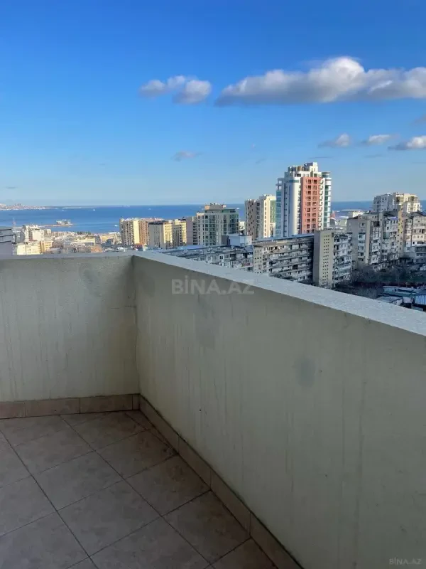 Kirayə verilir 3 otaqlı mənzil 112 m²