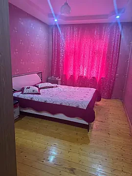 Kirayə verilir 3 otaqlı həyət evi 107 m² — Qax 3 otaq 107.00 m²
