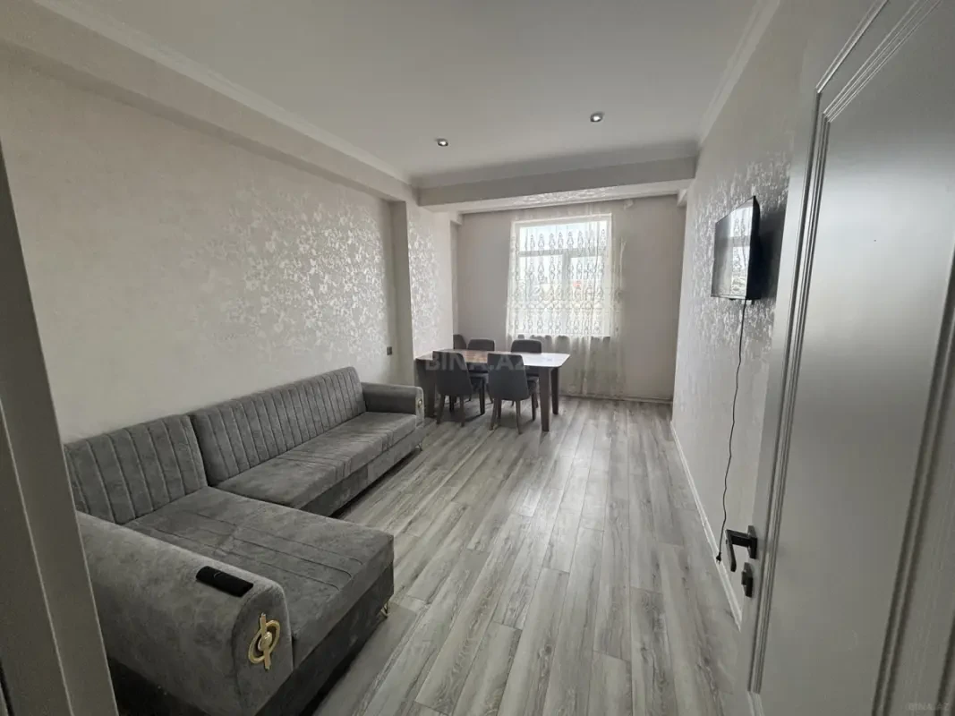 Kirayə verilir 2 otaqlı mənzil 59 m²