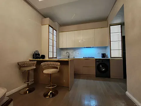 Kirayə verilir 3 otaqlı mənzil 72 m² — Bakı, Yasamal 3 otaq 72.00 m²
