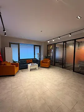 Kirayə verilir 8 otaqlı ofis 200 m² — Bakı, Nərimanov 8 otaq 200.00 m²