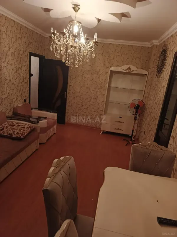 Kirayə verilir 3 otaqlı mənzil 100 m²