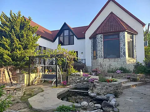 Kirayə verilir 5 otaqlı həyət evi 150 m² — Bakı, Novxanı 5 otaq 150.00 m²