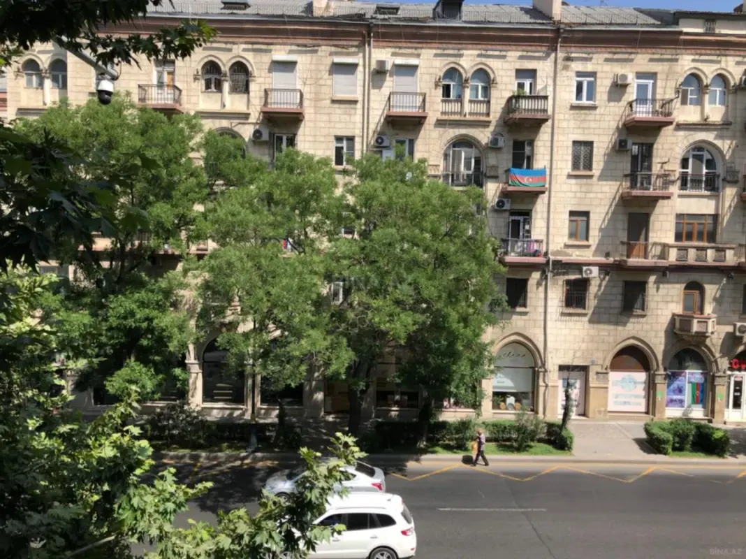 Satılır 3 otaqlı mənzil 64 m²
