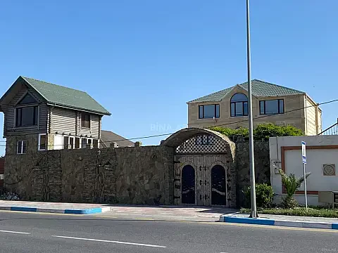 Kirayə verilir 7 otaqlı həyət evi 360 m² — Bakı, Novxanı 7 otaq 360.00 m²