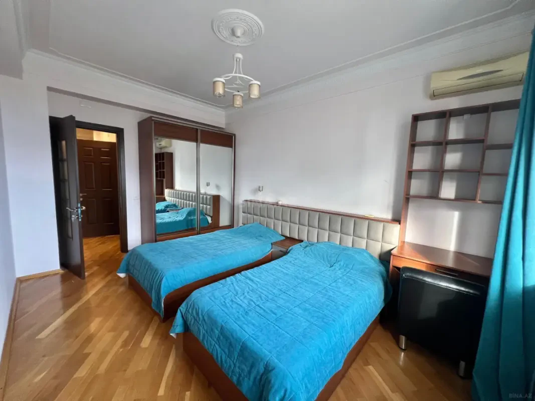 Kirayə verilir 3 otaqlı mənzil 115 m²