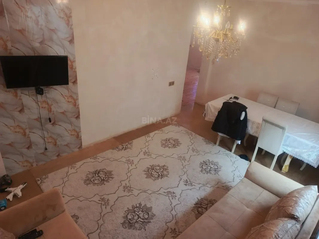 Satılır 3 otaqlı həyət evi 100 m²
