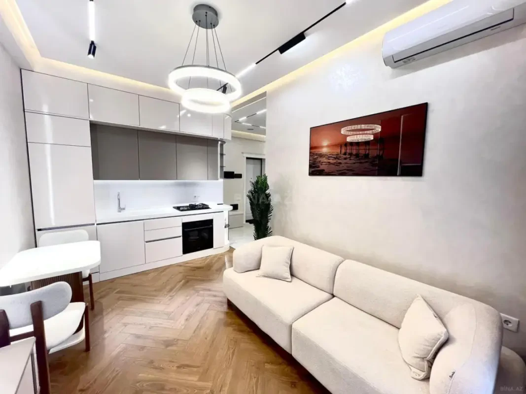 Kirayə verilir 2 otaqlı mənzil 47 m²