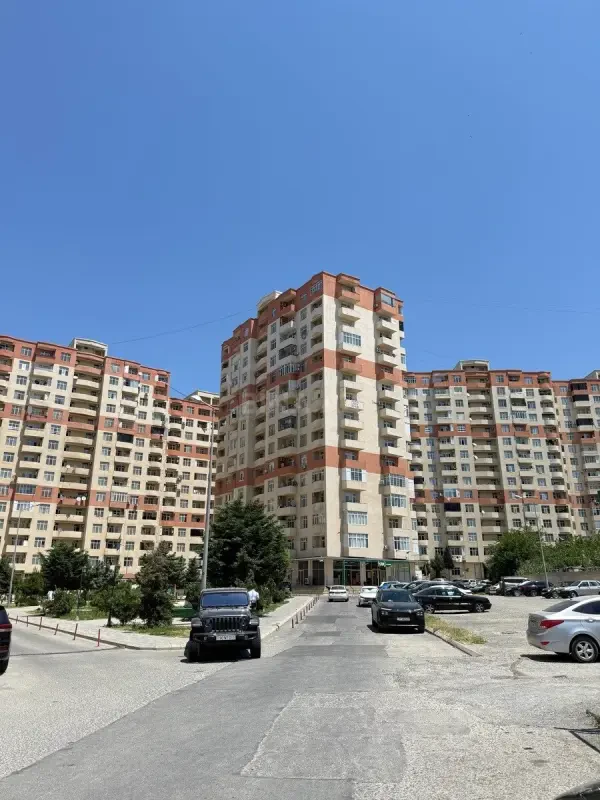Satılır 3 otaqlı mənzil 90 m²