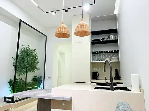 Kirayə verilir 2 otaqlı mənzil 75 m² — Bakı, Nizami 2 otaq 75.00 m²
