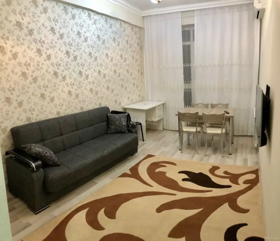 Kirayə verilir 2 otaqlı mənzil 50 m²