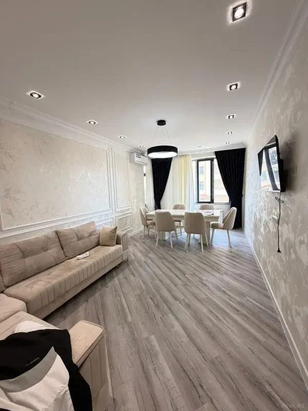 Kirayə verilir 3 otaqlı mənzil 100 m²