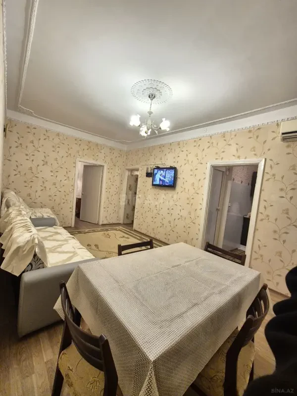 Kirayə verilir 2 otaqlı mənzil 50 m²