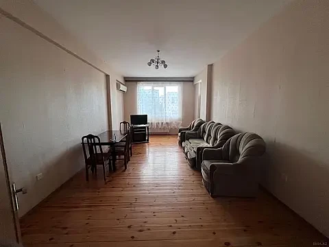 Kirayə verilir 2 otaqlı mənzil 92 m² — Bakı, 7-ci mikrorayon 2 otaq 92.00 m²