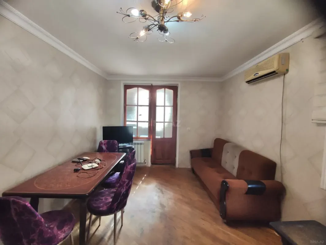 Kirayə verilir 2 otaqlı mənzil 50 m²