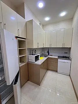 Kirayə verilir 2 otaqlı mənzil 66 m² — Bakı, Xətai 2 otaq 66.00 m²