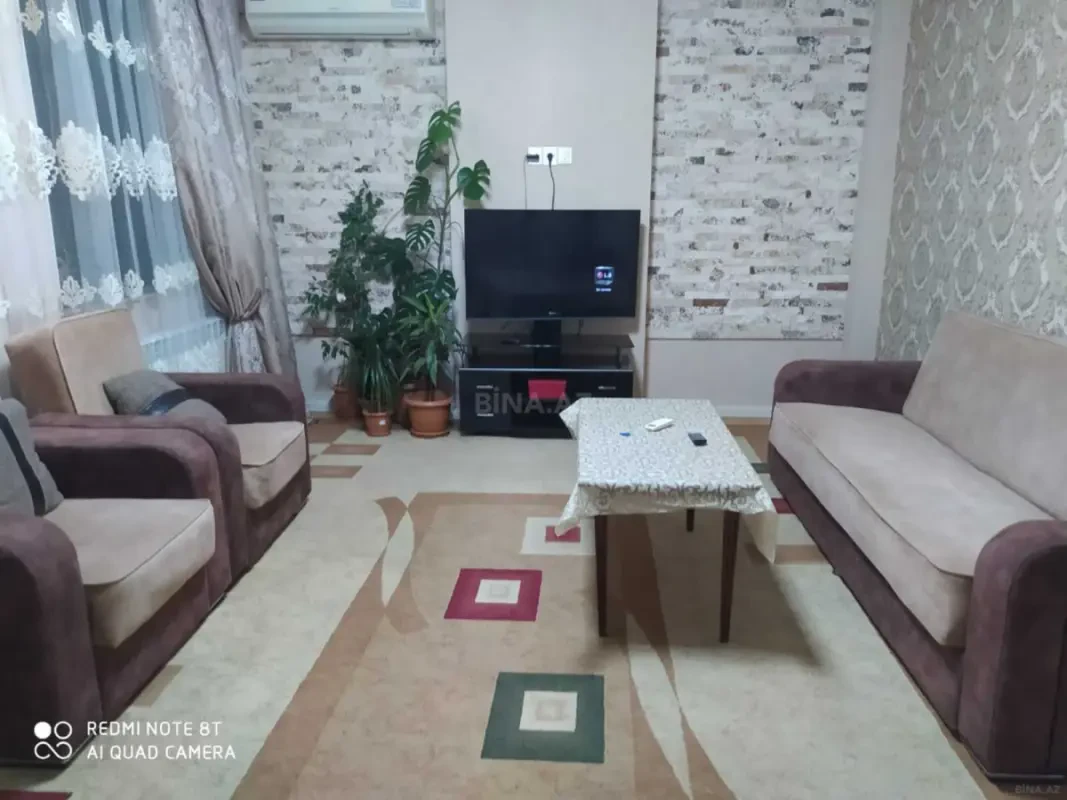 Kirayə verilir 3 otaqlı mənzil 120 m²