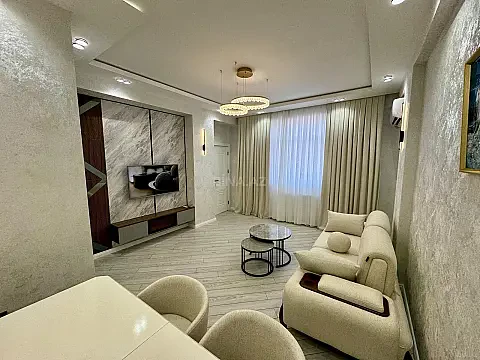 Satılır 2 otaqlı mənzil 55 m² — Bakı, Həzi Aslanov qəs. 2 otaq 55.00 m²