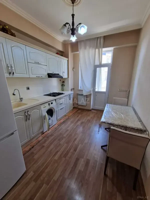 Kirayə verilir 3 otaqlı mənzil 80 m²