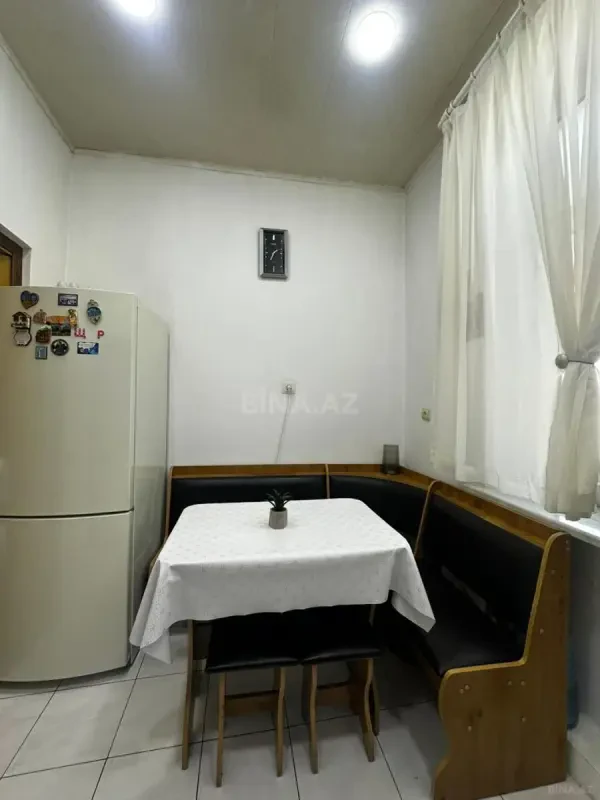 Kirayə verilir 2 otaqlı mənzil 52 m²